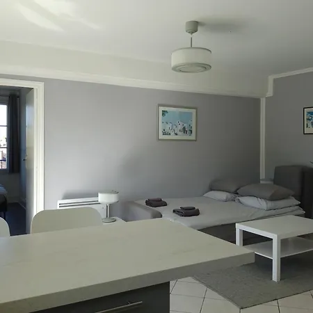Downtown Apartment